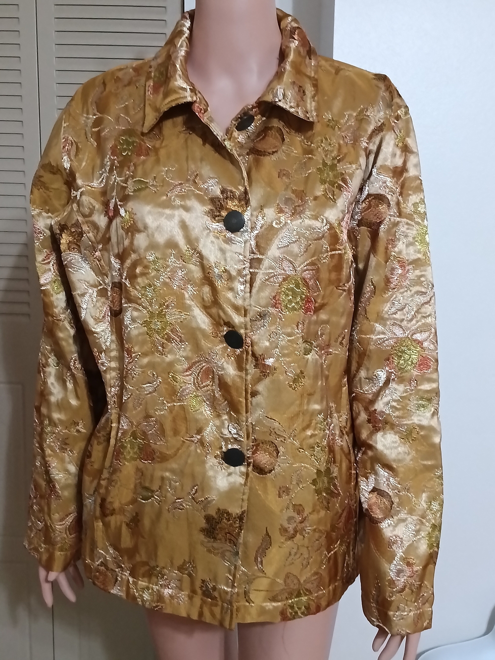 Chico's Metallic Gold Floral Embroidered Jacket